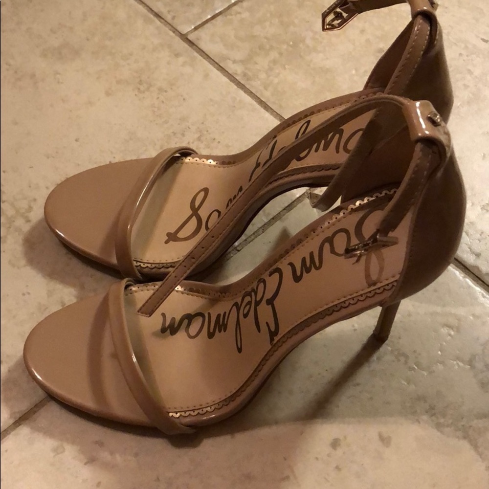 New nude strappy heels